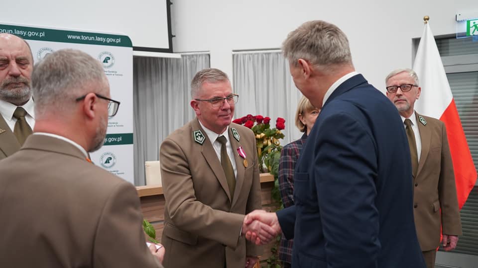 Wyróżnienia i odznaczenia zasłużonym dla leśnictwa