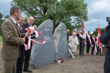 N. Toruń: Odsłonięcie obeliska w Chorabiu